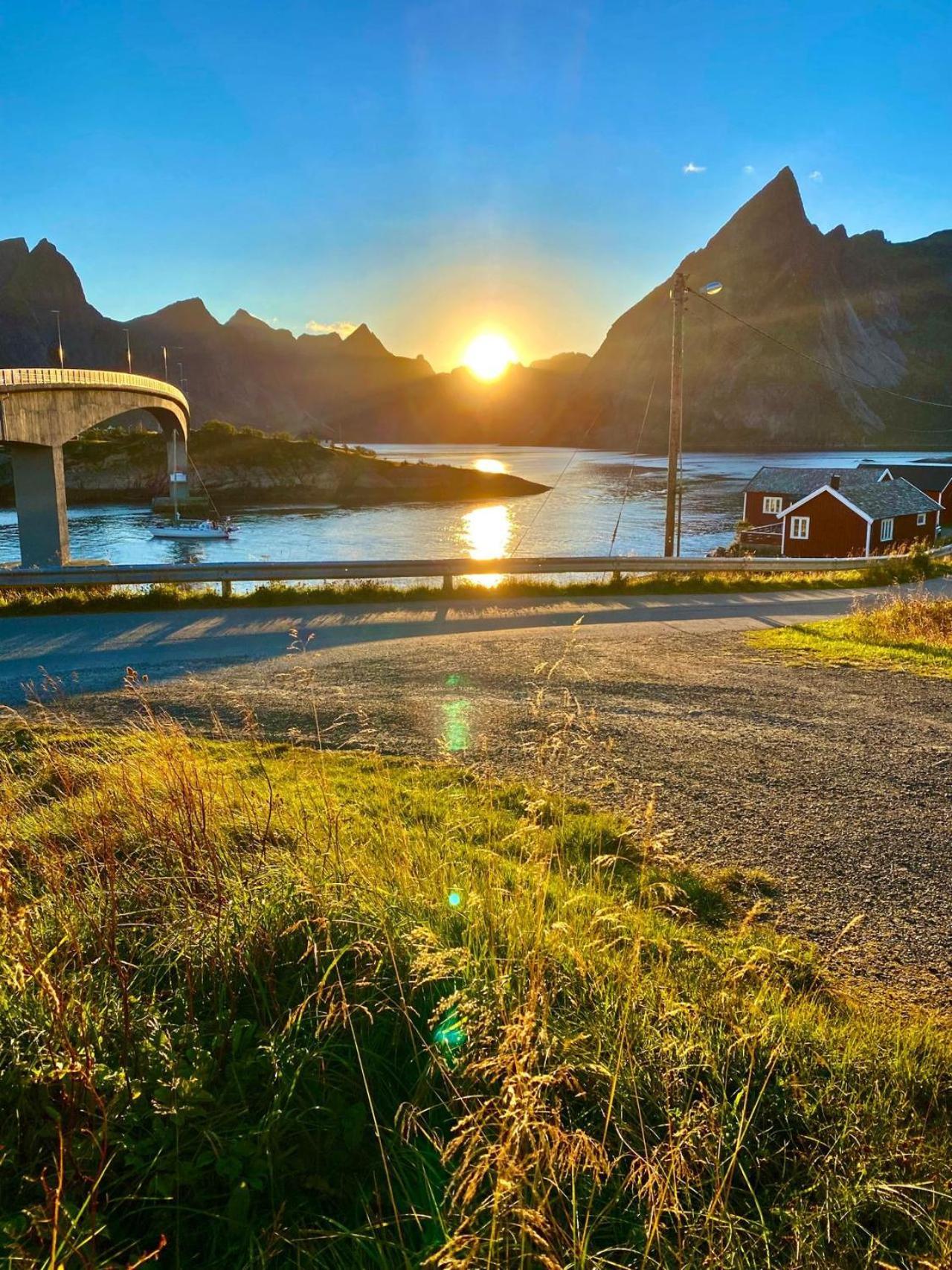 Kb Basement Apartment Sørvågen Zewnętrze zdjęcie