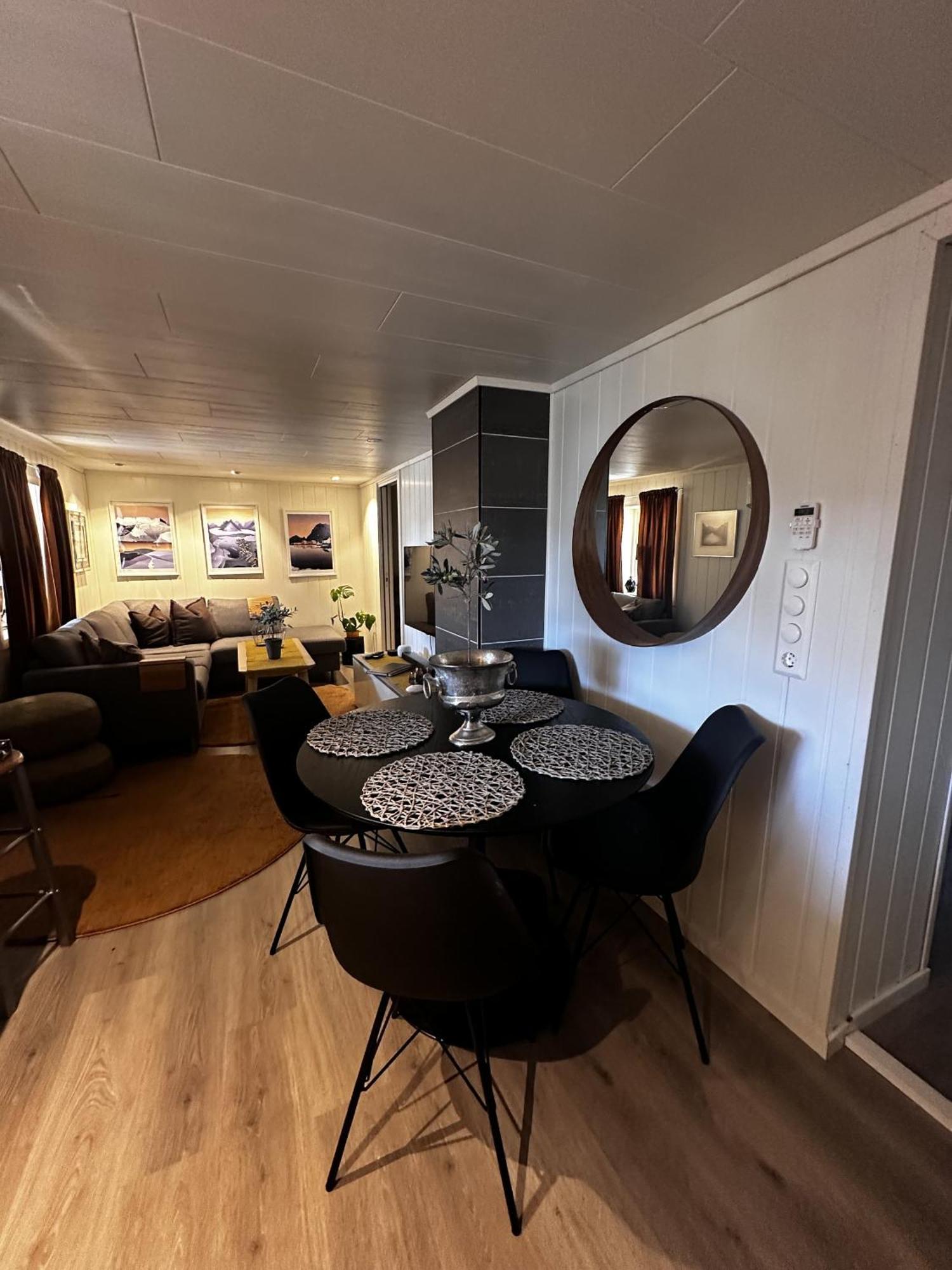 Kb Basement Apartment Sørvågen Zewnętrze zdjęcie