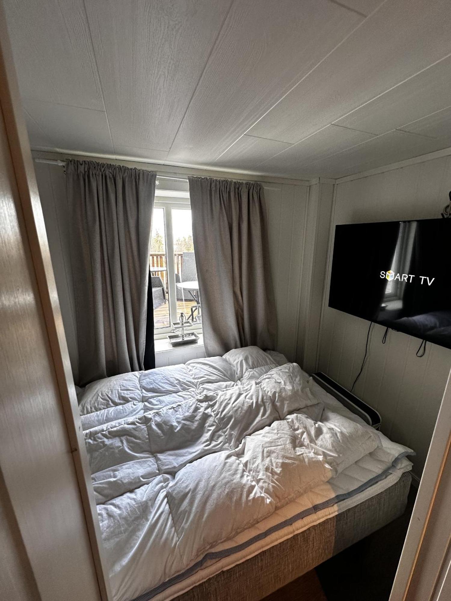Kb Basement Apartment Sørvågen Zewnętrze zdjęcie